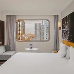 Novotel Centre Tour Eiffel Hotel 4*