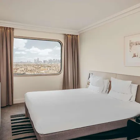 Novotel Centre Tour Eiffel Paris