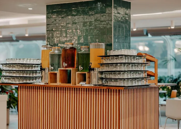 فندق نوفوتيل سنتر تور إيفل