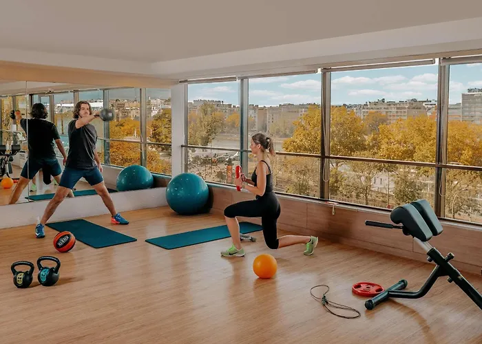 نوفوتيل سنتر تور إيفل باريس