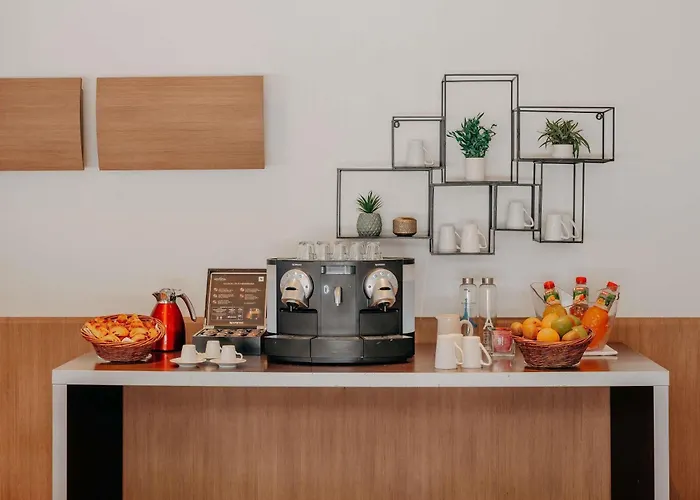 نوفوتيل سنتر تور إيفل فندق 4*