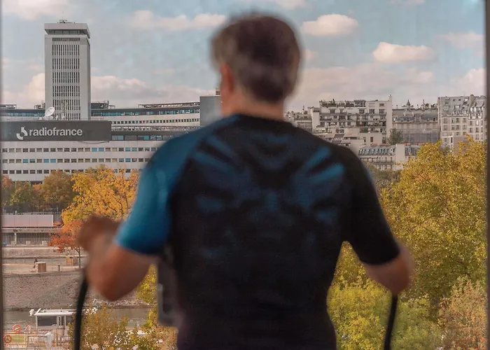 نوفوتيل سنتر تور إيفل 4* باريس