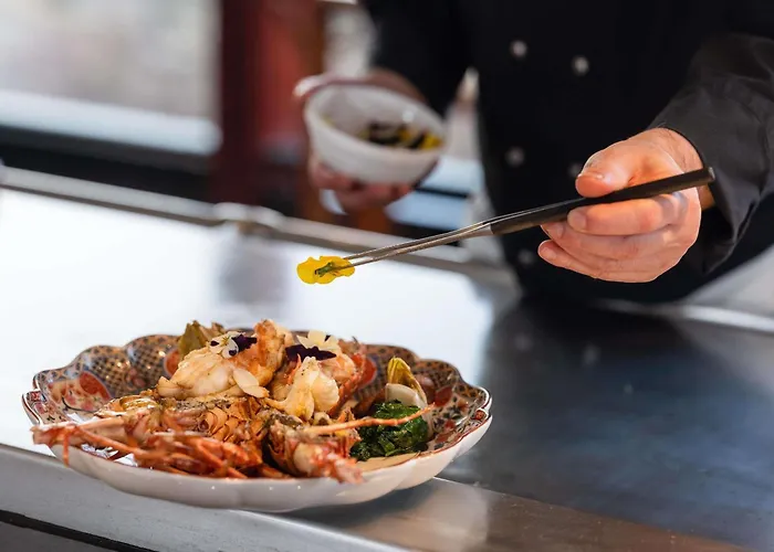 فندق نوفوتيل سنتر تور إيفل 4*