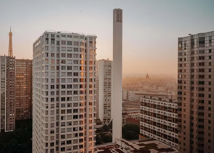 نوفوتيل سنتر تور إيفل فندق