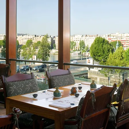 Novotel Centre Tour Eiffel Hotel Paris