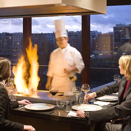 Novotel Centre Tour Eiffel Hotel Paris