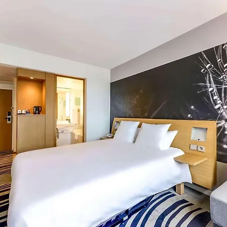 Novotel Centre Tour Eiffel Hotel