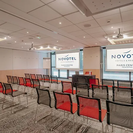 מלון Novotel Centre Tour Eiffel פריז