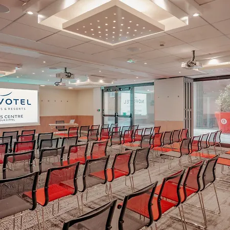 Hotel Novotel Centre Tour Eiffel 4*