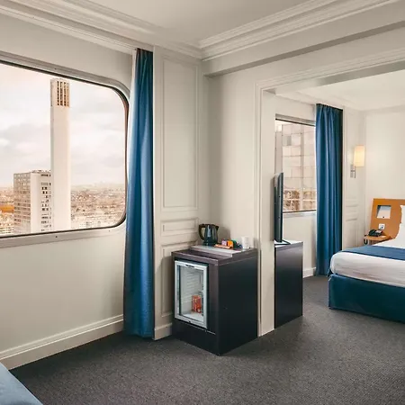 Hotel Novotel Centre Tour Eiffel 4*
