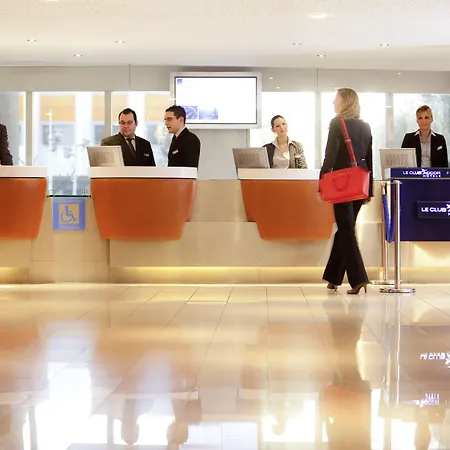 Novotel Centre Tour Eiffel 4* Paris