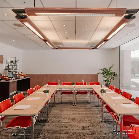 Hotel Novotel Centre Tour Eiffel Parigi