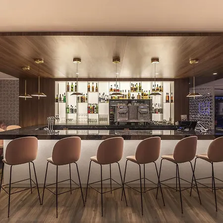 Novotel Centre Tour Eiffel Hotel Parigi