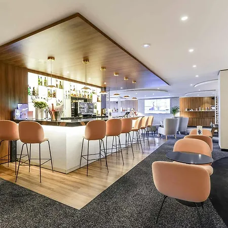 Novotel Centre Tour Eiffel Hotel