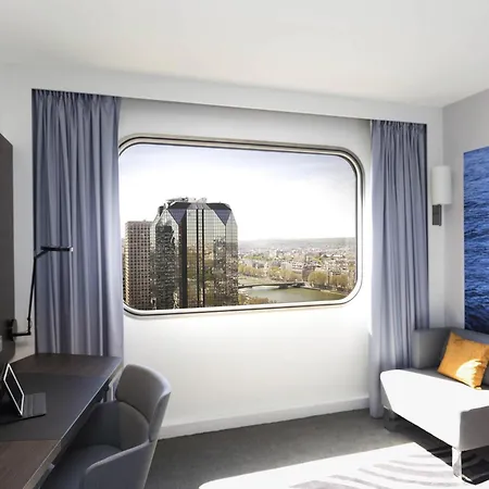 Novotel Centre Tour Eiffel Szálloda