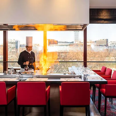 Novotel Centre Tour Eiffel Hotell