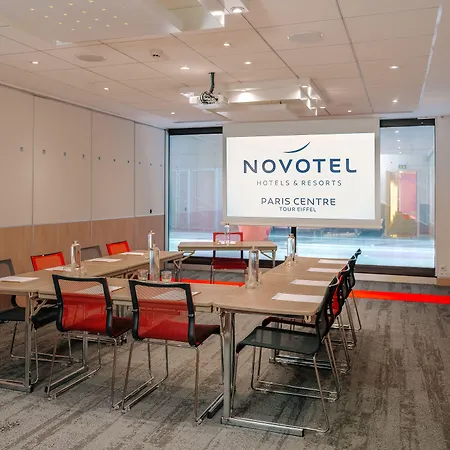 Hotel Novotel Centre Tour Eiffel 4*
