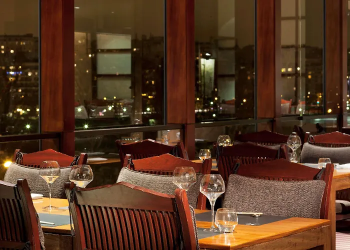 Hotel Novotel Centre Tour Eiffel Paris