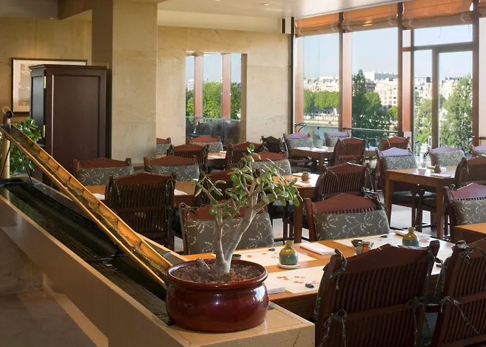 Hotel Novotel Centre Tour Eiffel Paris