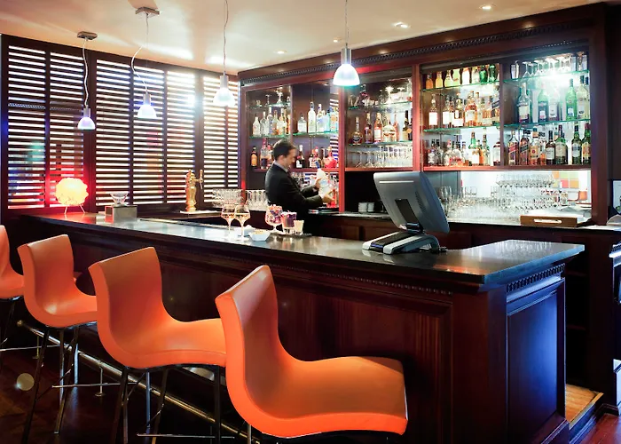 Novotel Centre Tour Eiffel Hotel 4*