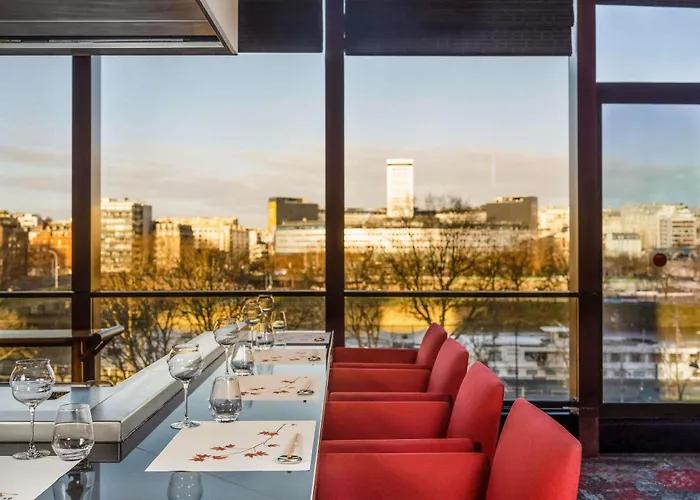 Novotel Centre Tour Eiffel 4* Παρίσι