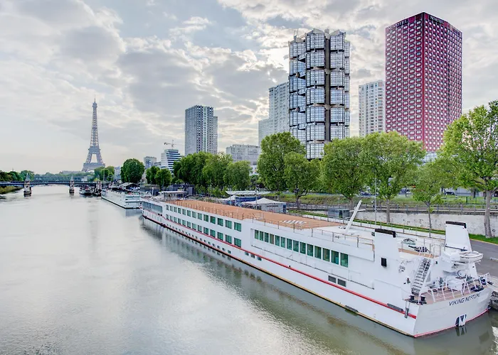 Novotel Centre Tour Eiffel Hotel 4*