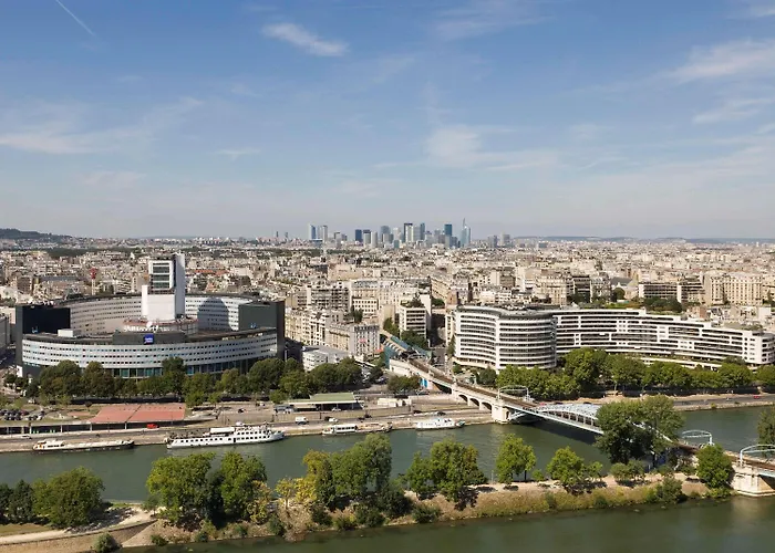 Hotel Novotel Centre Tour Eiffel Paris