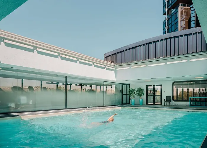 Novotel Centre Tour Eiffel Paris