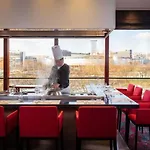 Novotel Centre Tour Eiffel 4* פריז