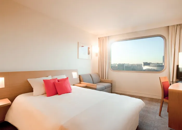 Novotel Centre Tour Eiffel Hotel